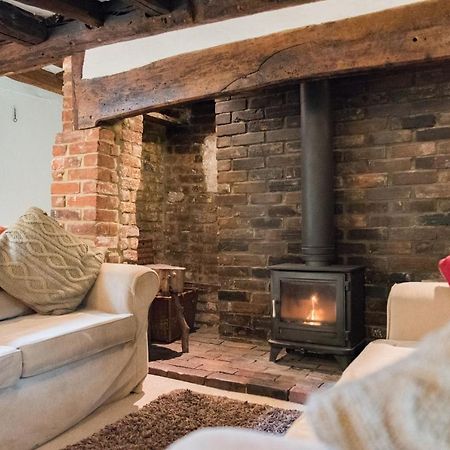 Walnut Tree Cottage By Bloom Stays Faversham Exterior foto